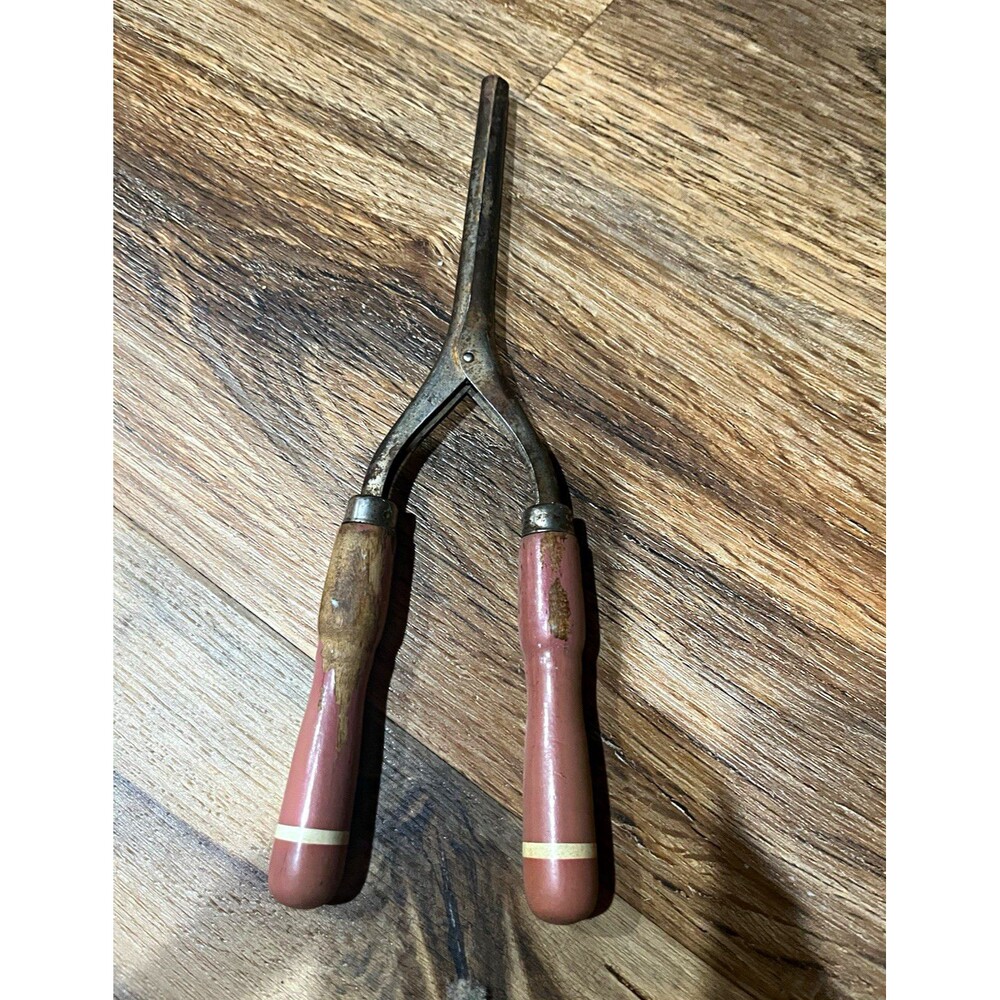 Vintage Curling Iron Metal Tongs Vanity Grooming Tool Pink Wooden Handles
